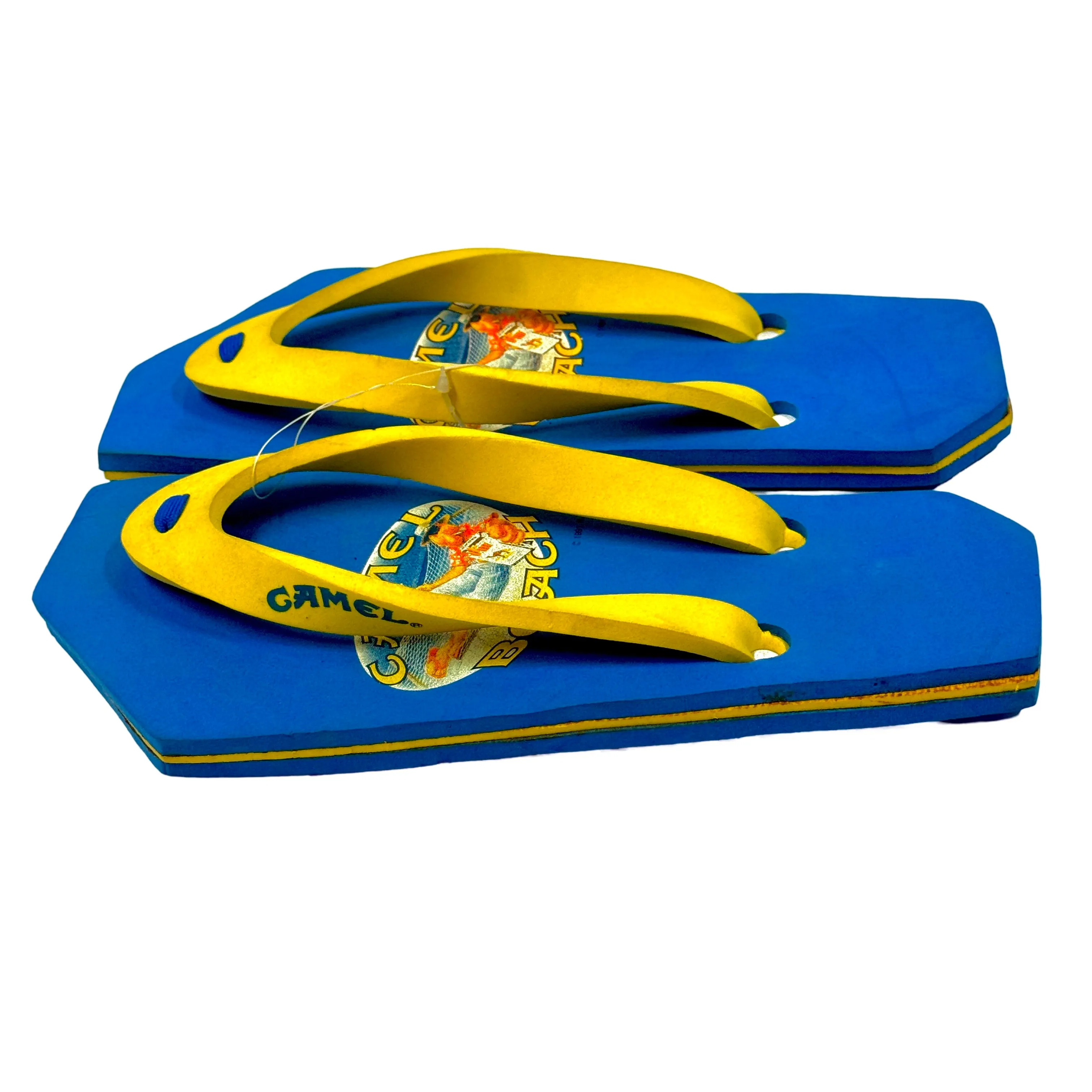 1990’S DEADSTOCK CAMEL BEACH PRINTED FOAM FLIP FLOPS 9.5