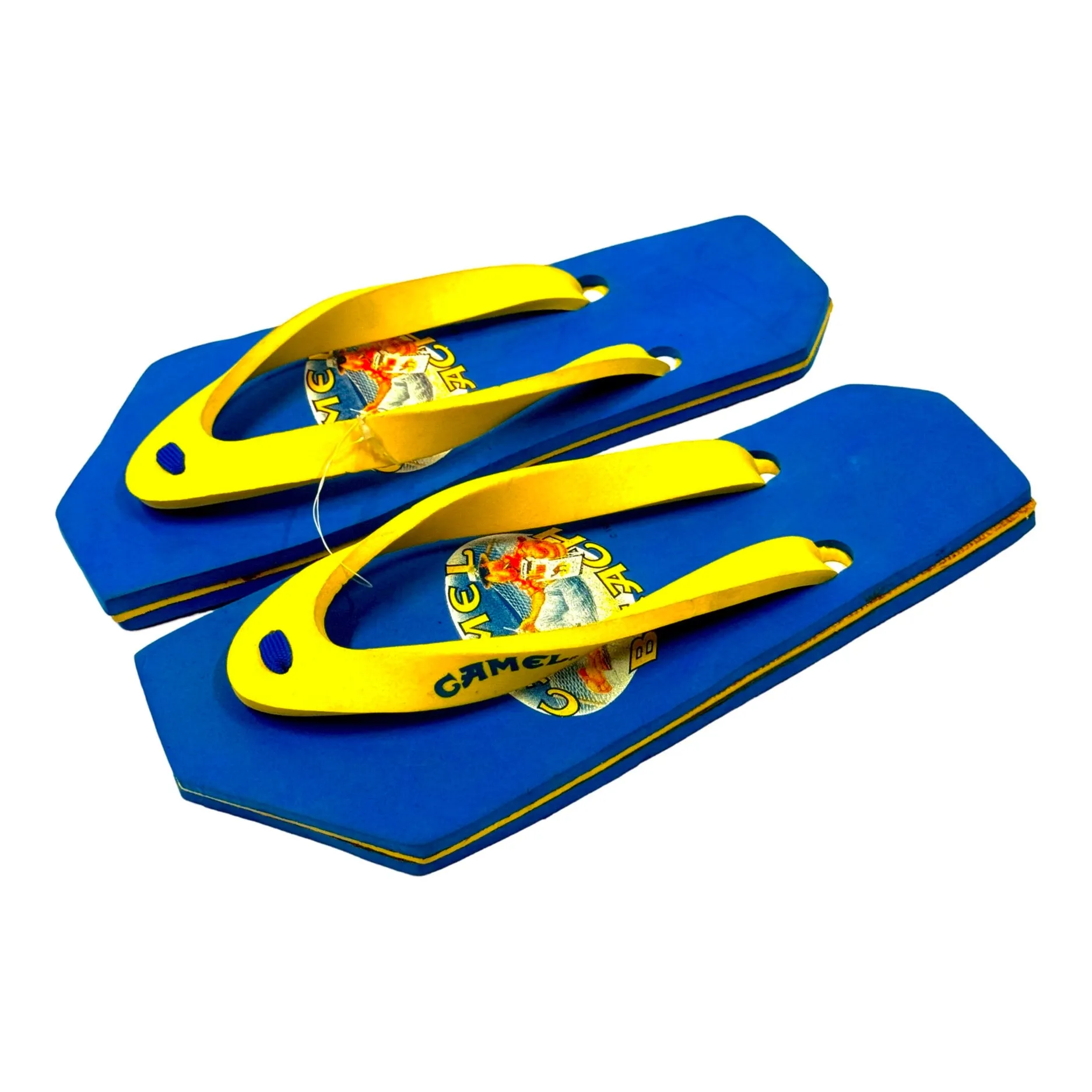 1990’S DEADSTOCK CAMEL BEACH PRINTED FOAM FLIP FLOPS 9.5